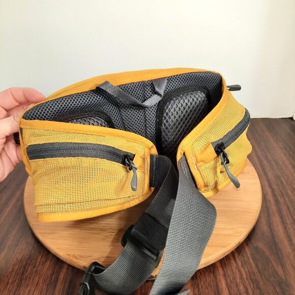 EVOC Hip Pouch Bag Loam Yellow Waist Fanny Pack Biking Hiking 1 Liter 1000ml - Picture 7 of 11